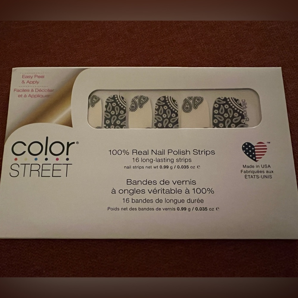 NWT - Color Street - Bandana Republic